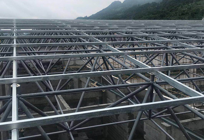 甘肃仁怀冠英学校艺体楼网架